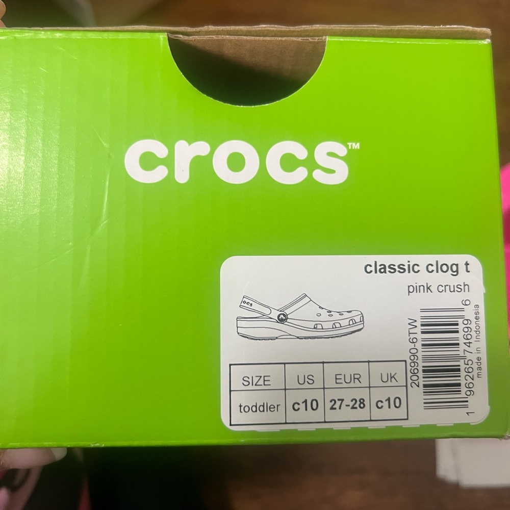 Little Girls Hot Pink CROCS size 10 - Picture 2 of 2